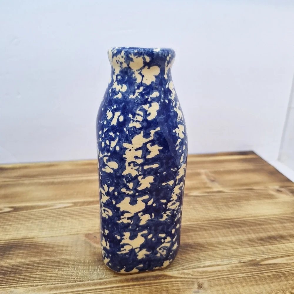 Alpine Pottery Roseville‎ Ohio 1997 Milk Bottle Vase Blue Spongeware 6.5